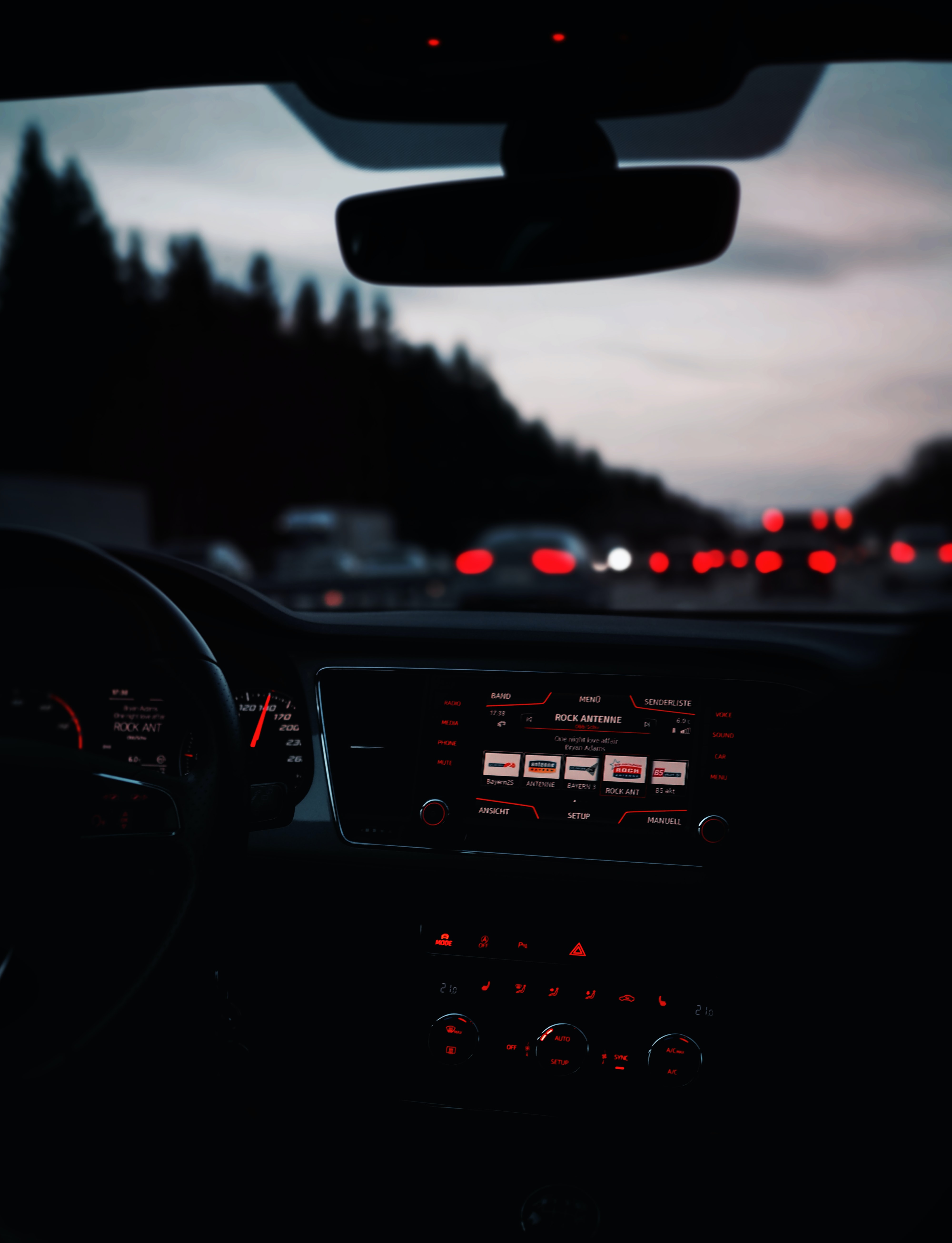 Reimagine Your In-Vehicle Infotainment (IVI) Systems with Intelligent Testing